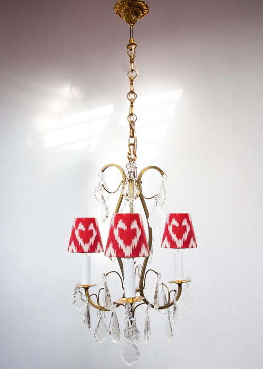 Chandelier francés latón 3 brazos con cristales c. 1940s (35 cm)