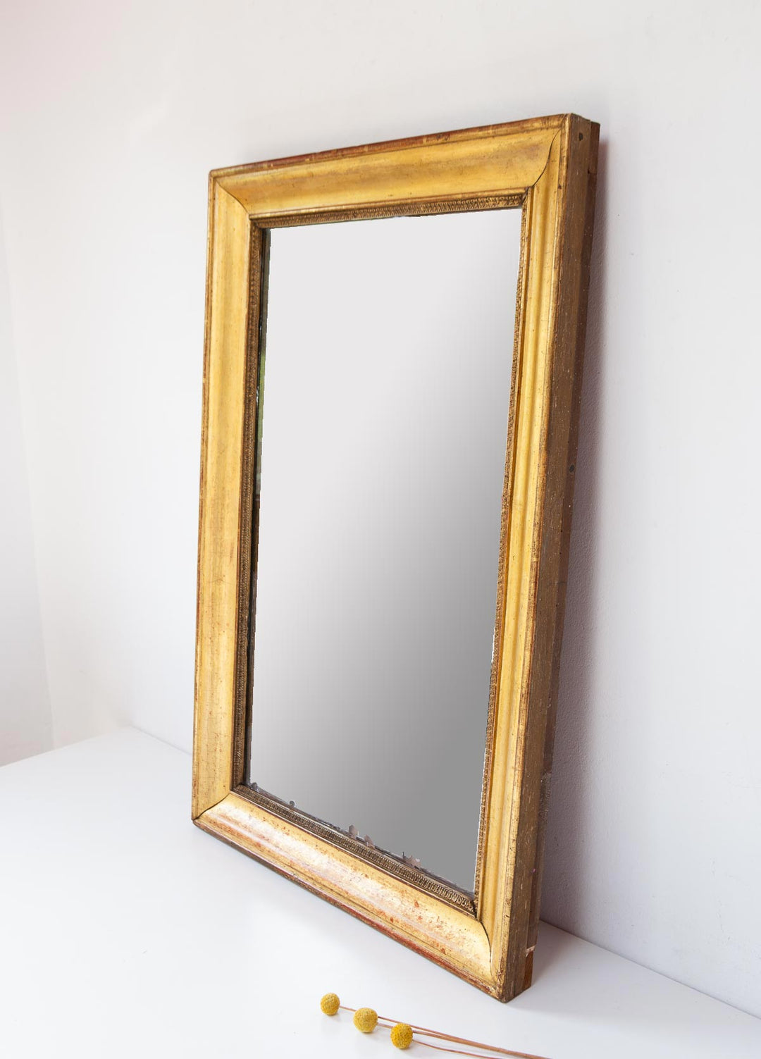 Antiguo espejo francés rectangular madera dorada s. XIX ( 53*81 cm)