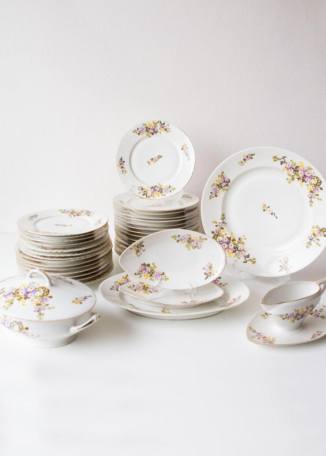 Antigua vajilla francesa porcelana Limoges florecillas vintage french dinner service