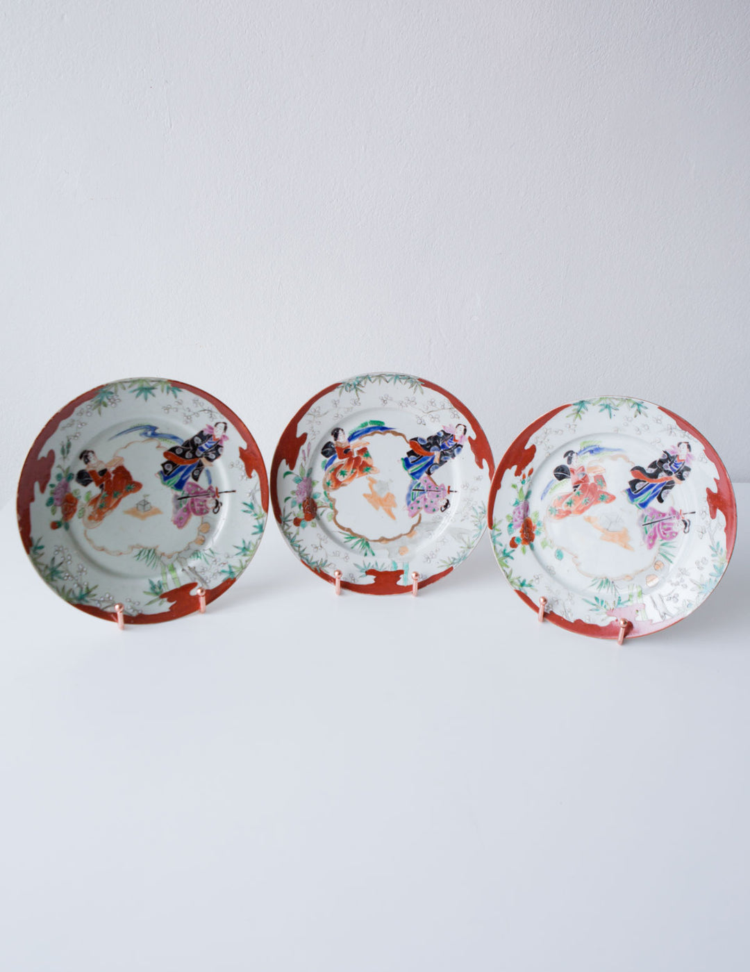 Platos japoneses porcelana pintados a mano geishas (VENDIDOS)