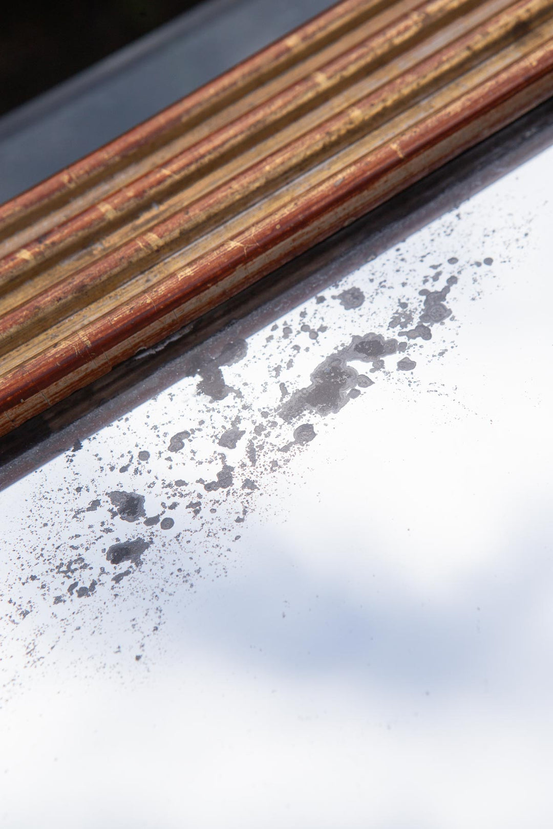 Antiguo espejo francés dorado al mercurio primera mitad s. XIX (73*59 cm)