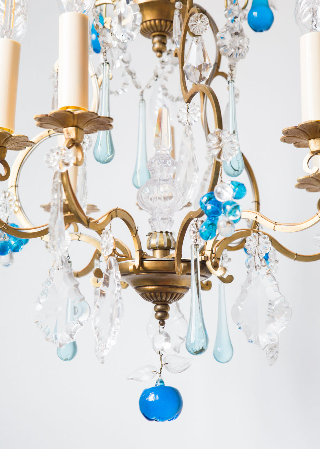 antigua lámpara de techo araña francesa con cristales antique vintage french chandelier lustre ancien blue azul