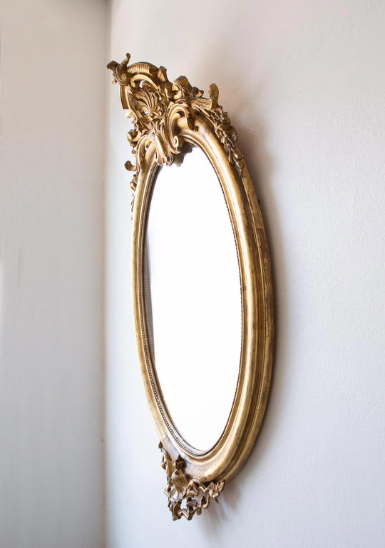 Antiguo espejo francés ovalado madera dorada con copete s. XIX antique french gilded mirror