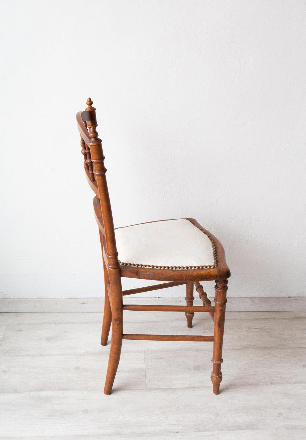 Antigua silla francesa aprox. 1900 (VENDIDA)