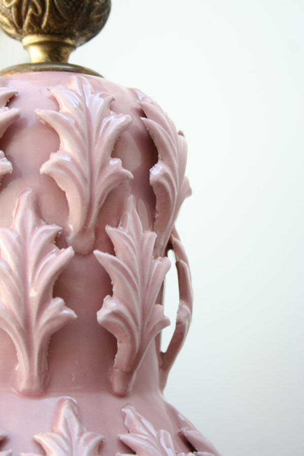 Gran lámpara mesa Manises rosa años 60 (VENDIDA)
