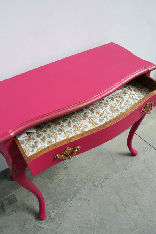 Gran consola de madera pintada rosa fucsia (VENDIDA)