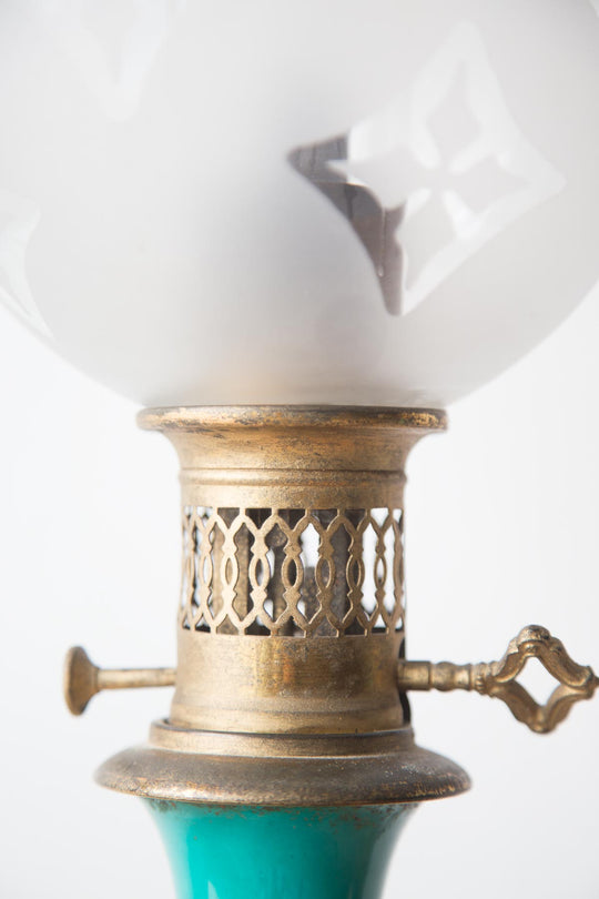 Pareja lámparas de mesa petróleo Francia circa 1860 (VENDIDA)