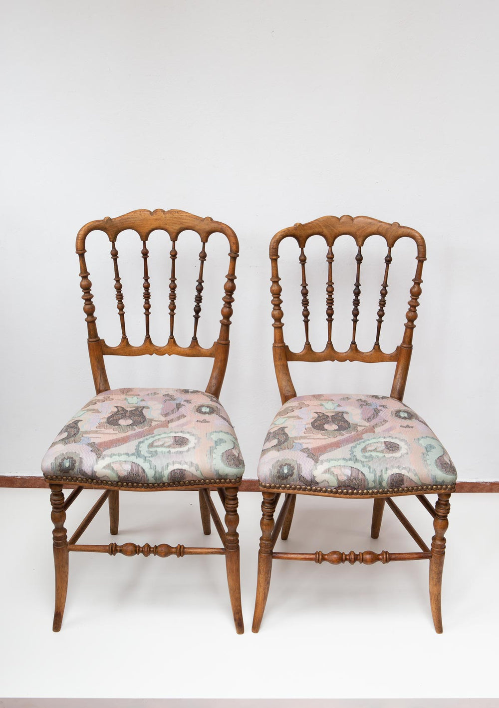 pareja antiguas sillas francesas chiavarina style chairs