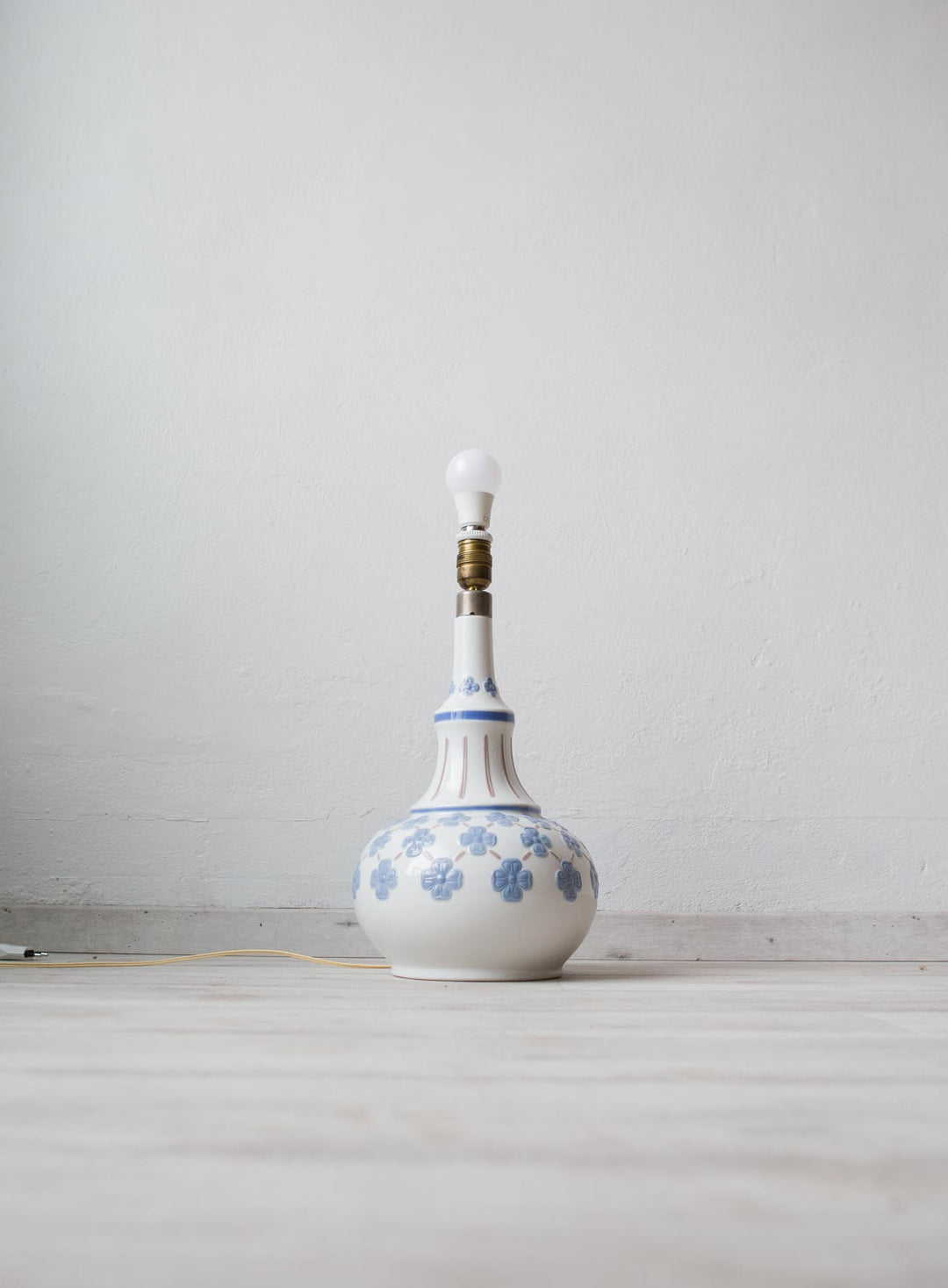 lámpara mesa porcelana lladró flores vintage table lamp