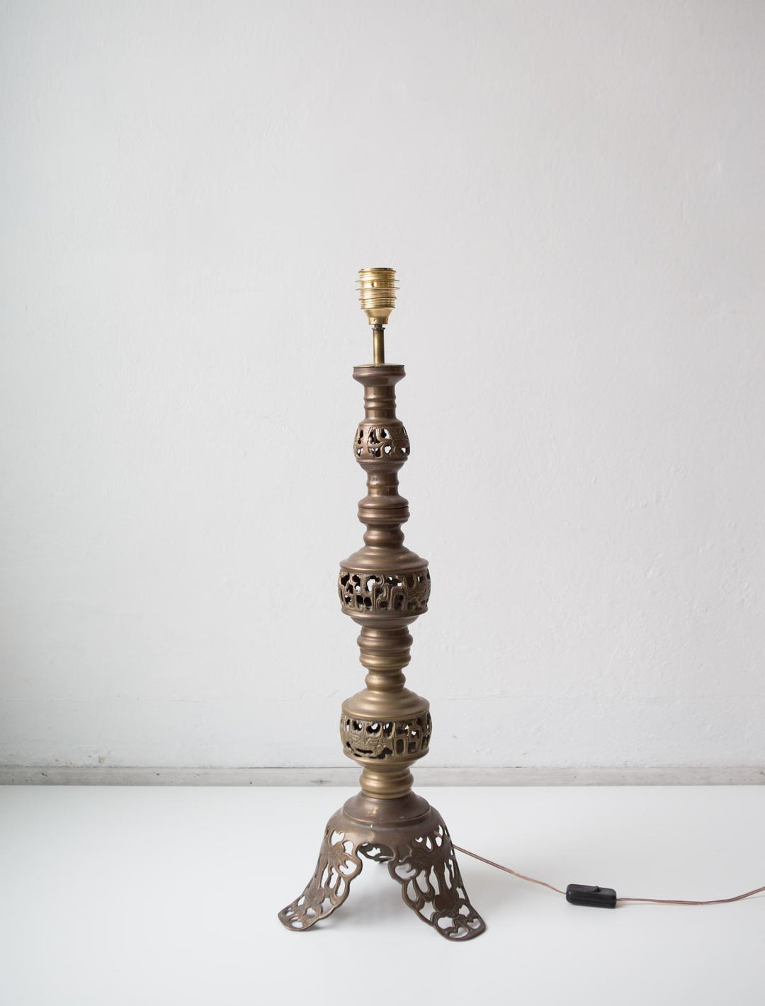 Gran lámpara de mesa latón estilo oriental (80 cm)