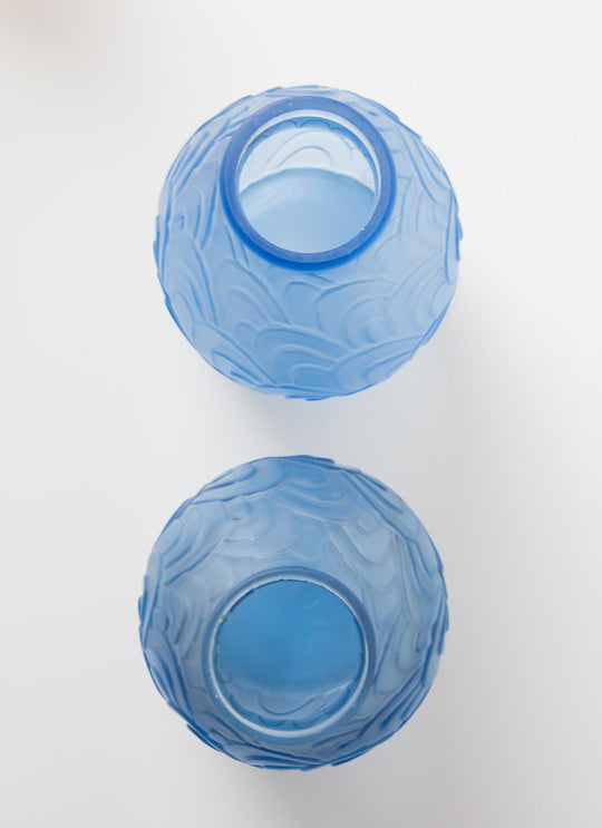 Pareja grandes jarrones vidrio azul art decó (31 cm)