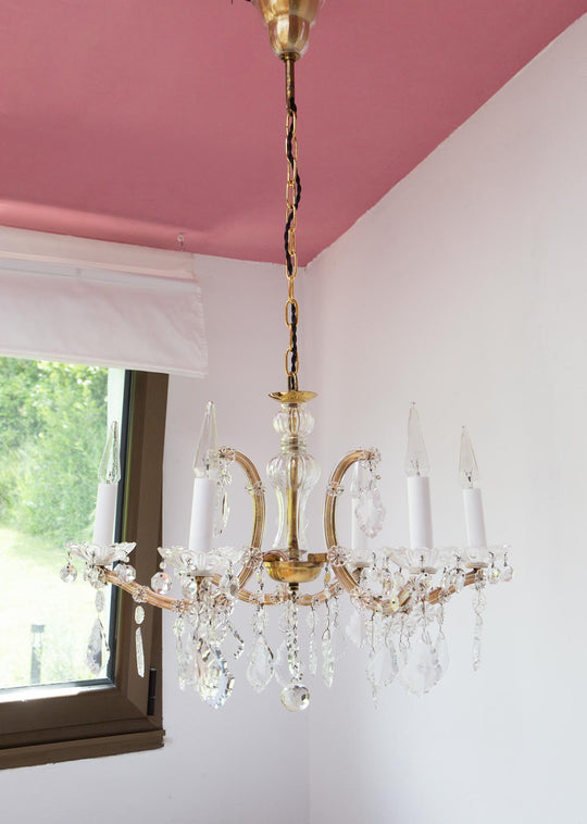 lámpara techo vintage metal dorado y cristales gold chandelier