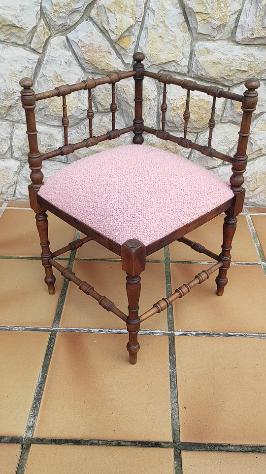 silla esquinera antigua
