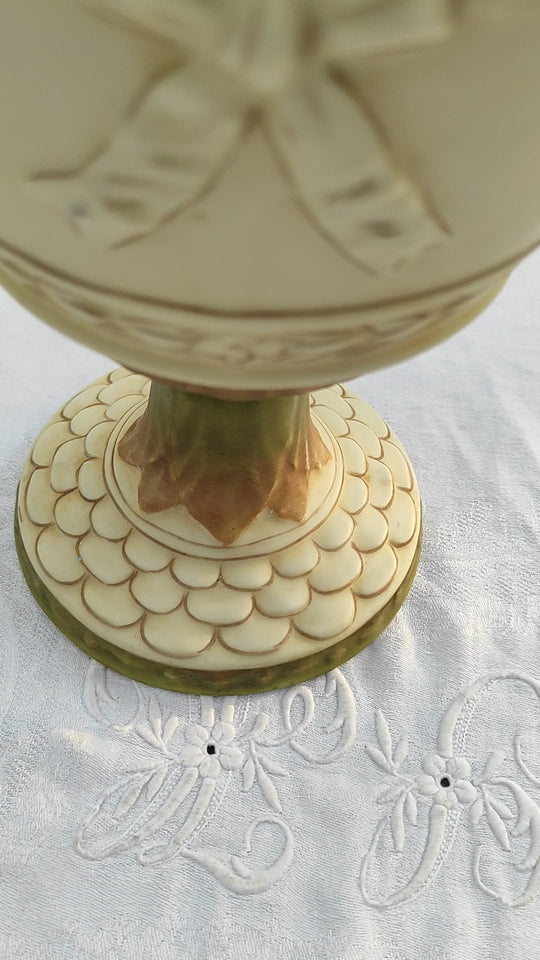 Jarrón art nouveau Royal Dux Bohemia inspiración clásica aprox. 1900 (33 cm)