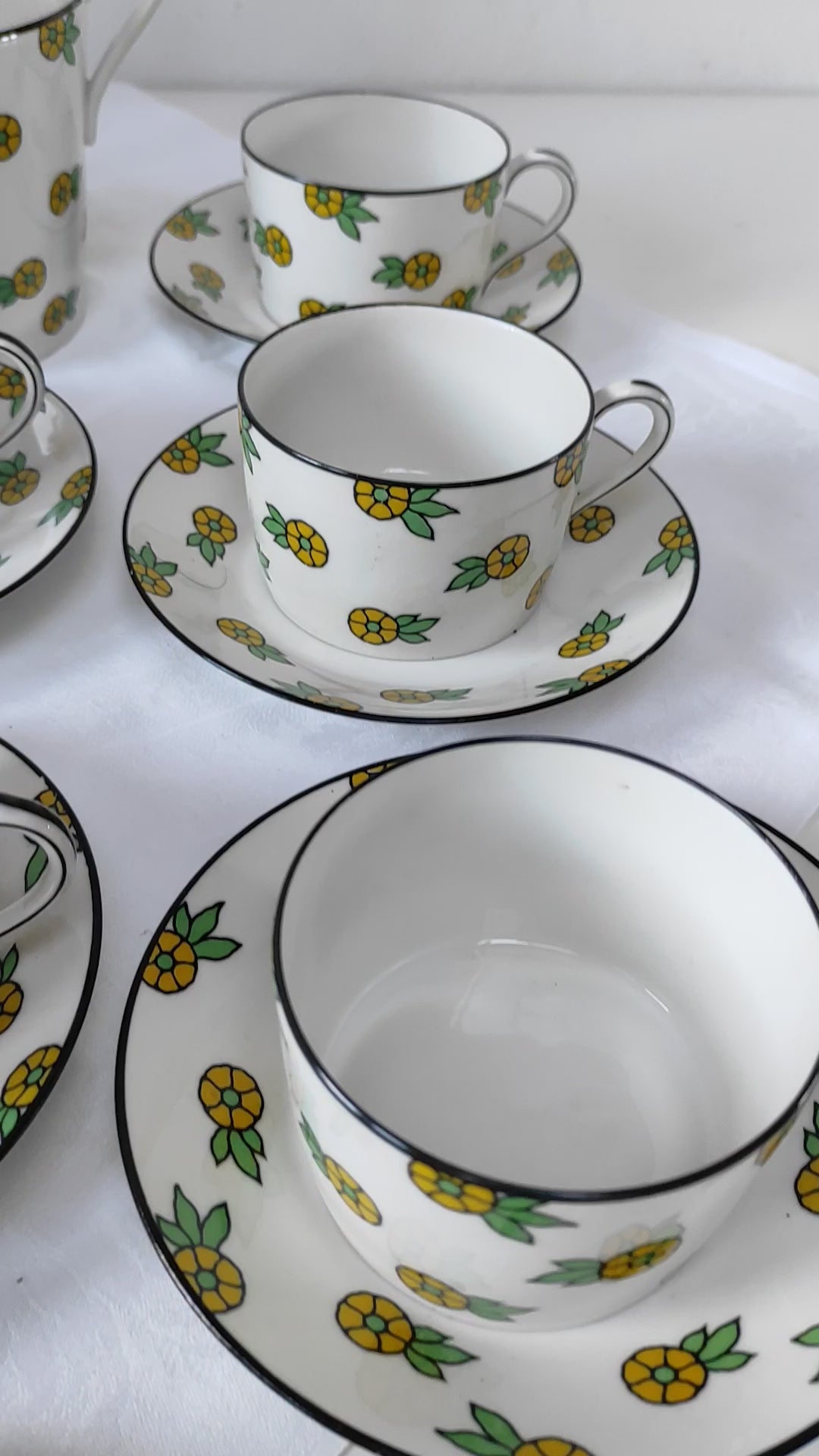 Juego de té o café porcelana Limoges BERNARDAUD (27 piezas)