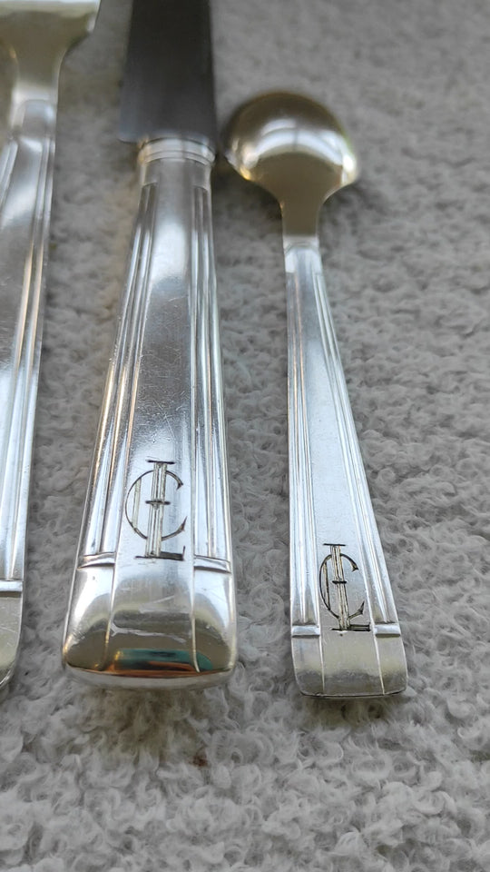 Juego de cubiertos "égoïste" Ravinet D'Enfert Art decó iniciales L.C. (4 PIEZAS)