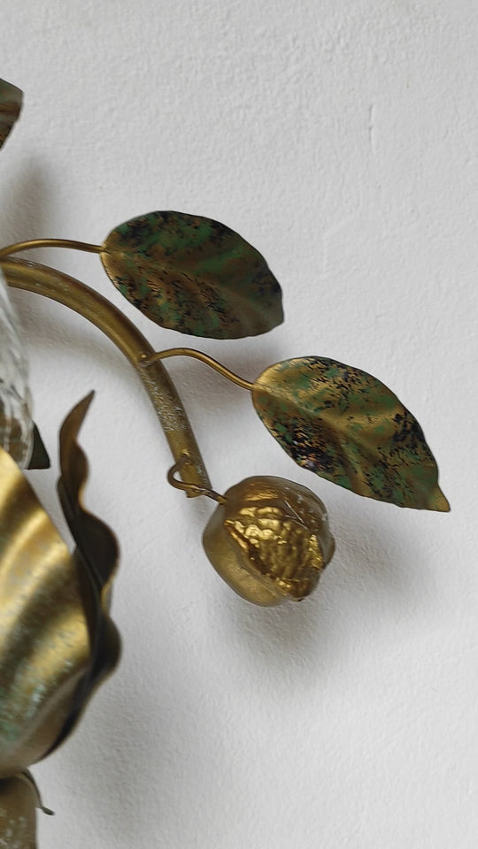 Gran aplique italiano metal dorado hojas y frutas c. 1980s