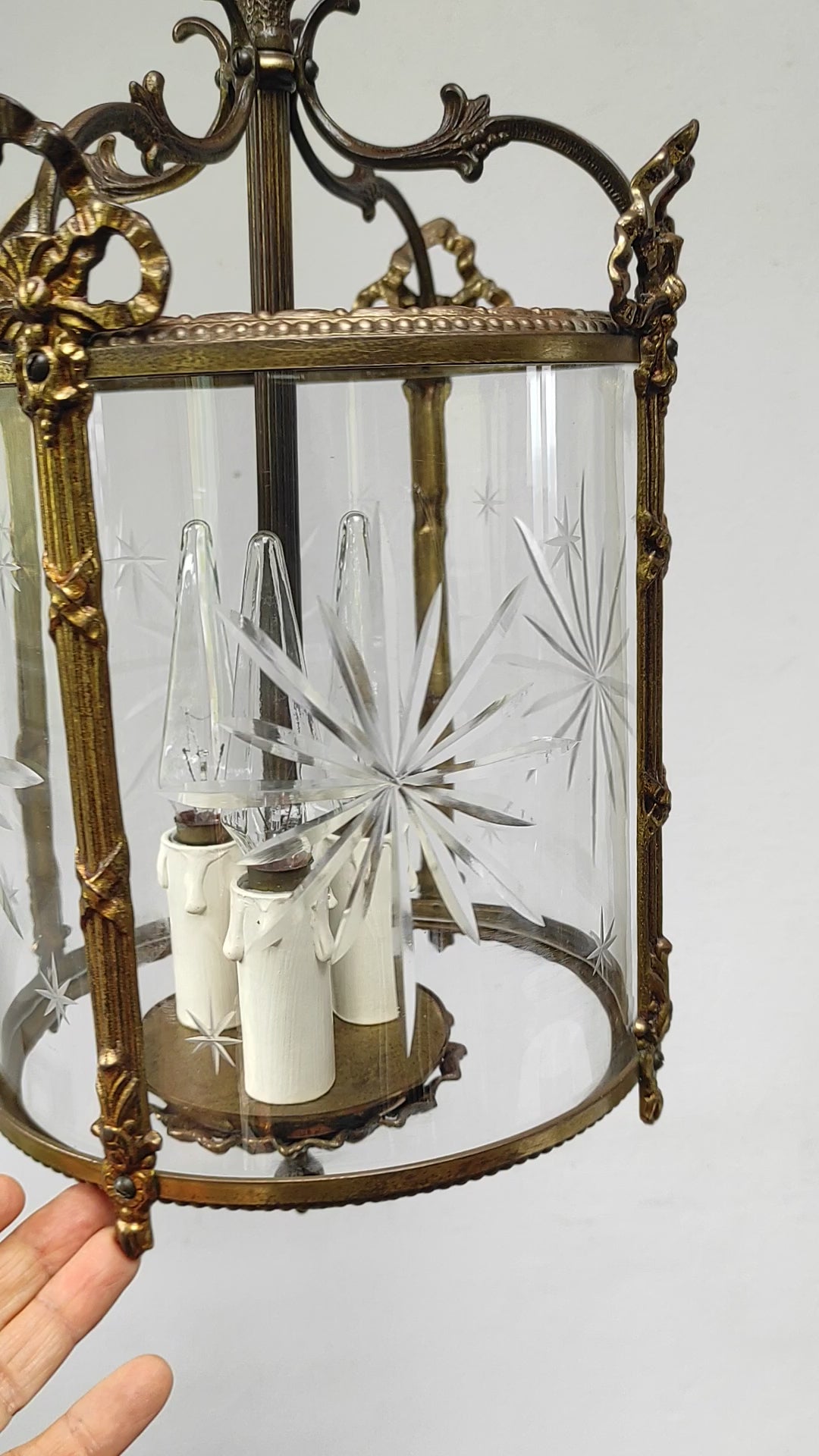Antiguo farol francés bronce con cristal tallado estrellas (23 cm)