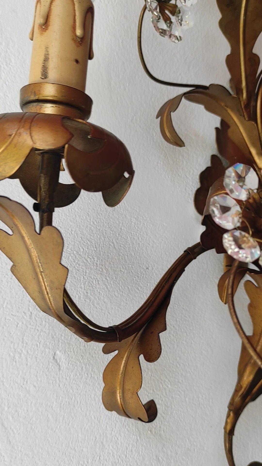 Gran aplique italiano metal dorado 5 luces c. 1970 (87*50 cm)