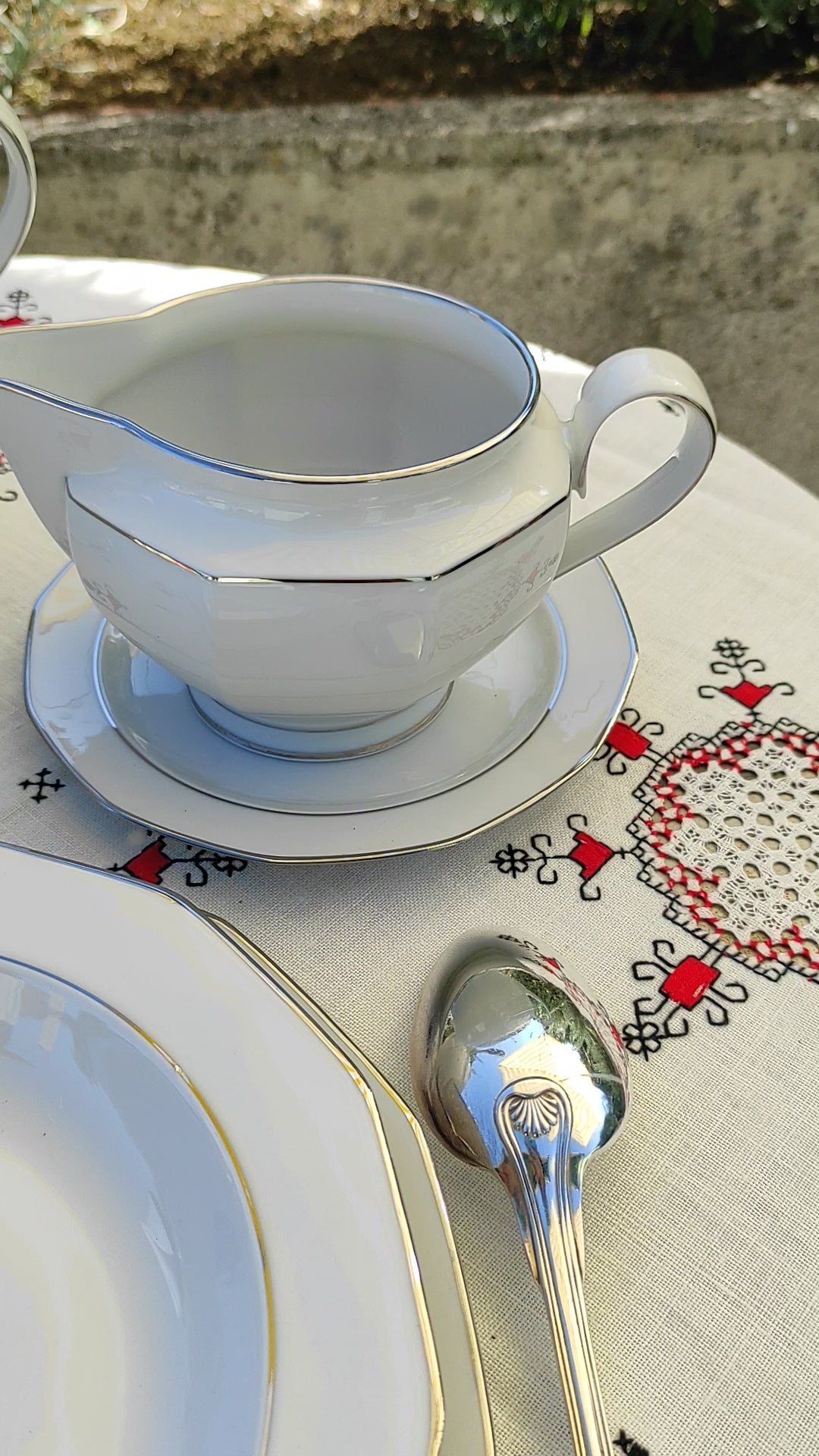 Vajilla alemana para 12 porcelana Winteling Bavaria "Heirloom Platinum" s. XX (57 PIEZAS)