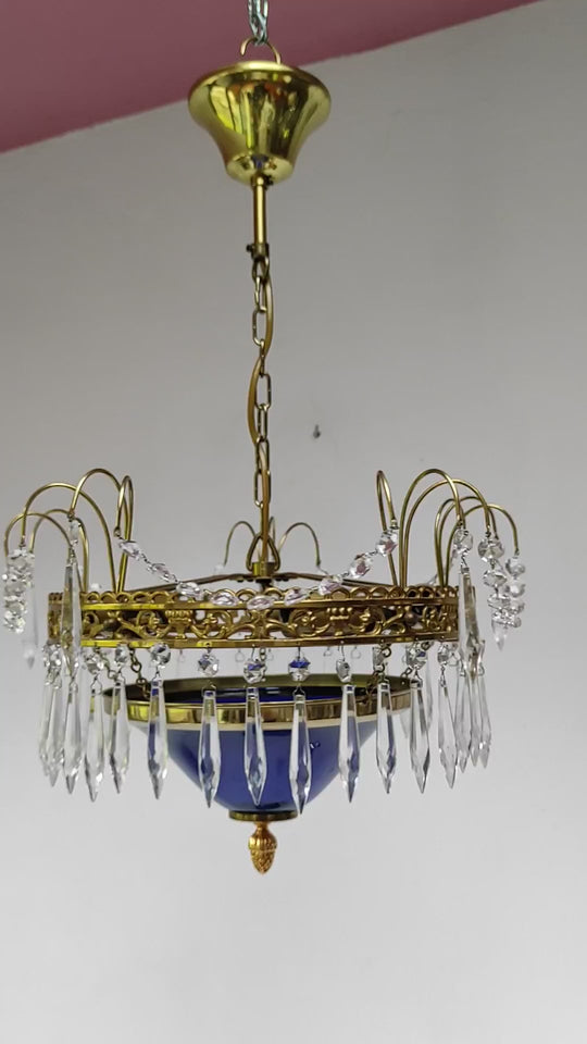 Lámpara de araña sueca latón y cristal azul s. XX swedish chandelier