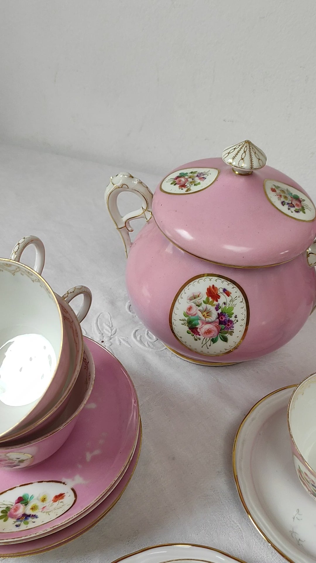 Juego de té PARA 11 porcelana rosa medallón Vieux Paris c. 1900s (25 PIEZAS)