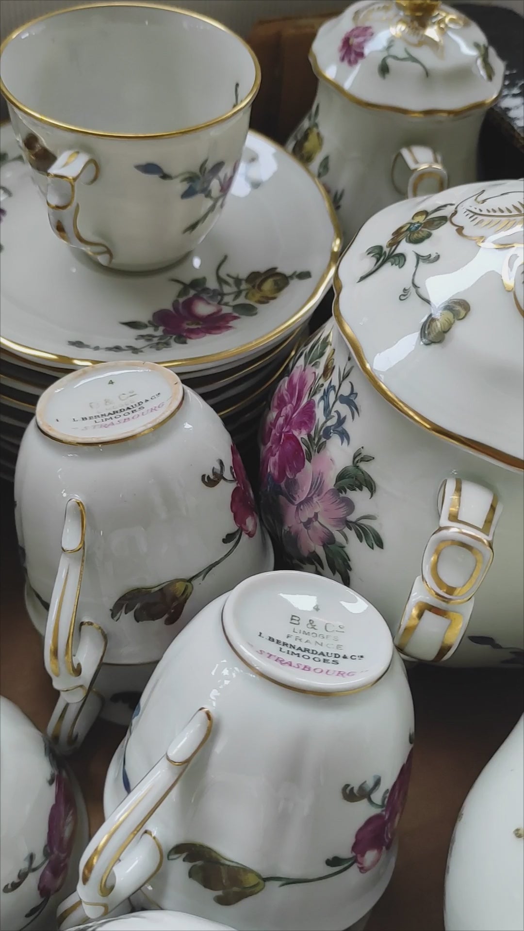 Juego de café Limoges Bernardaud flores, años 1920–1930, (10 SERVICIOS)