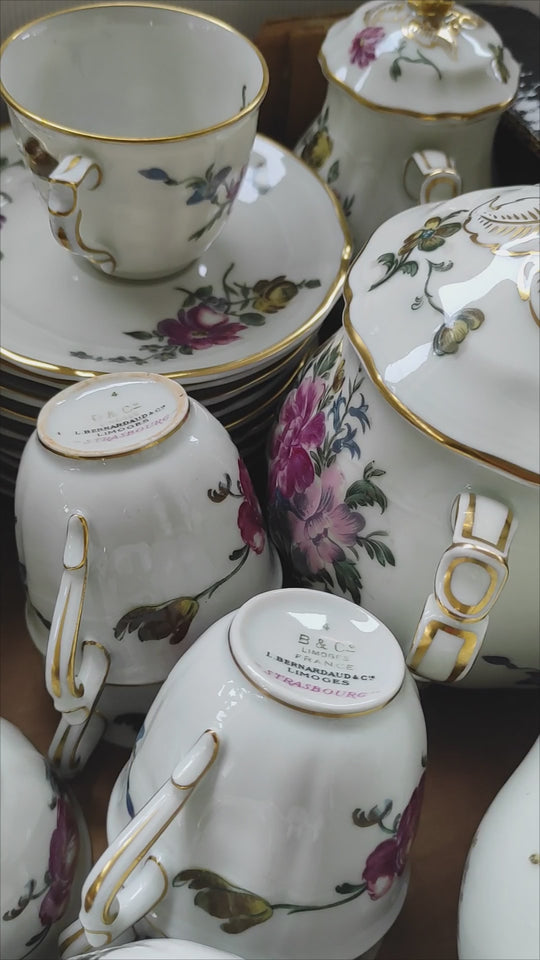 Juego de café Limoges Bernardaud flores, años 1920–1930, (10 SERVICIOS)