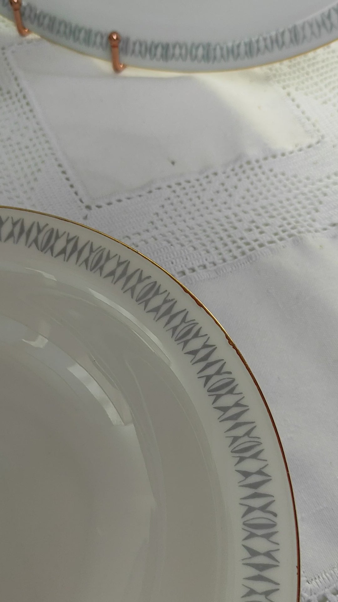 Vajilla porcelana sueca para 10-12 Hackefors / Hutschenreuther SIN ESTRENAR (54 PIEZAS)